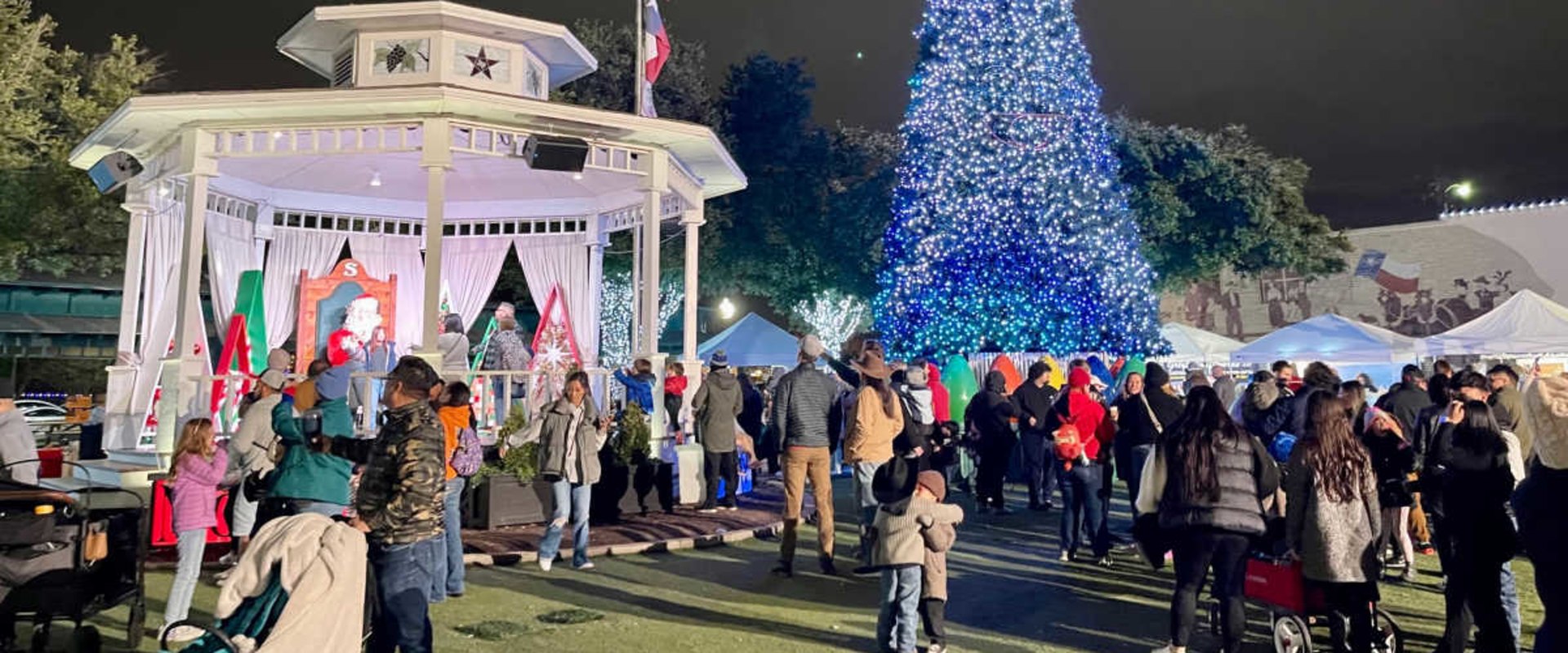 The Magic of the Parade of Lights in North Central Texas